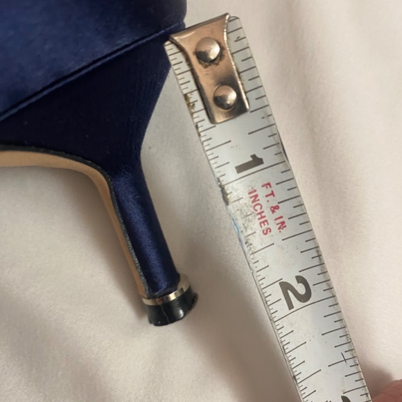 MANOLO BLAHNK, Navy Satin Kitten heel with Jeweled Embellishment. - Picture 6 of 6